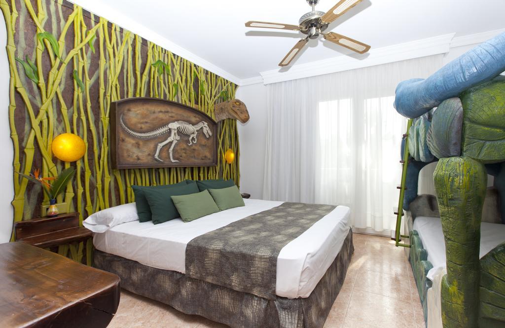 Diverhotel Dino Марбелья Екстер'єр фото